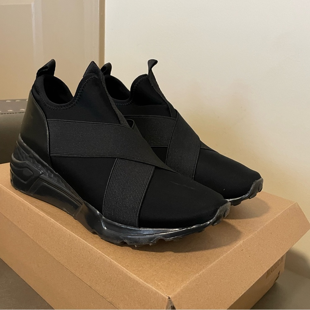 Steve Madden Black Shoes